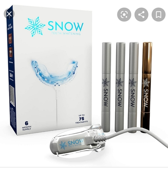 All-In-One SNOW TEETH WHITENING KIT - Picture 2 of 6